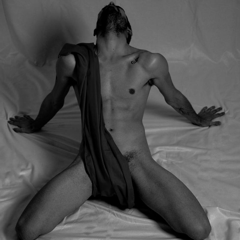Sesión de foto de desnudo artístico de Alejandro Martínez 9-2