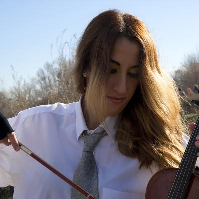 Sesión de fotos Sara: Violinista en El Campillo 4482-1